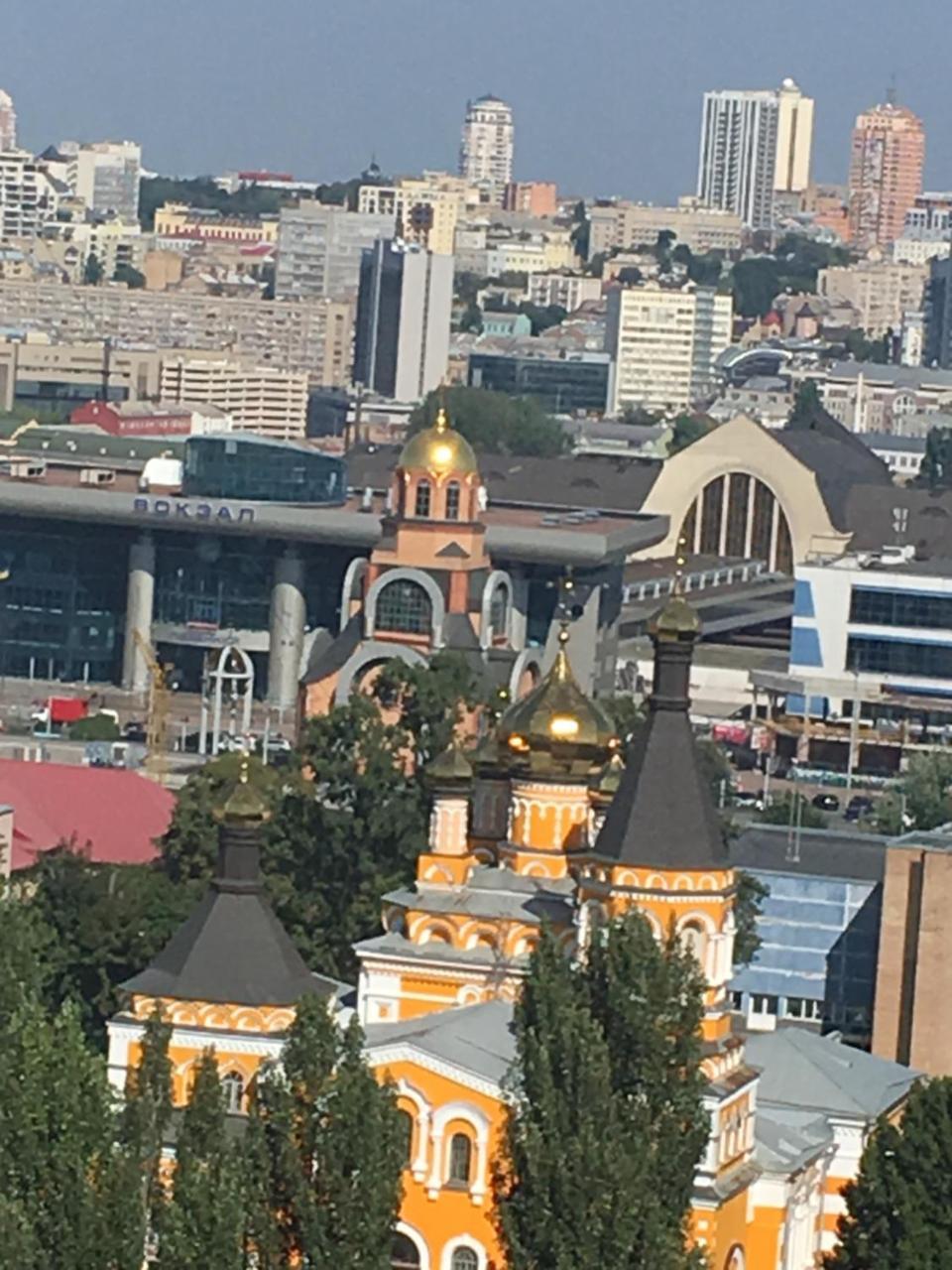 Apartament On Vasylia Lypkivskoho 24 Киев Екстериор снимка