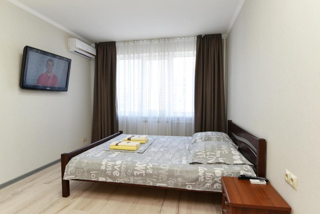 Apartament On Vasylia Lypkivskoho 24 Киев Екстериор снимка