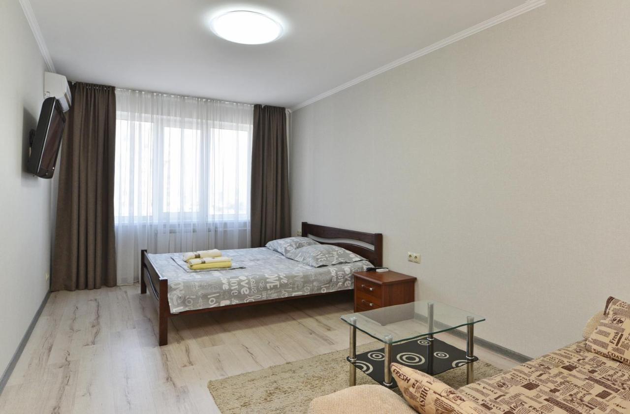 Apartament On Vasylia Lypkivskoho 24 Киев Екстериор снимка